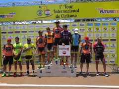 1 tour internacional (71)